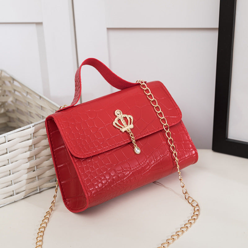 Fashionable lightweight artificial leather handbags