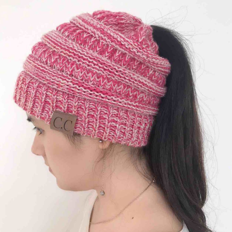 High Bun Ponytail Beanie Hat Chunky Soft Stretch Cable Knit Warm Fuzzy Lined Skull Beanie Acrylic Hats Men And Women